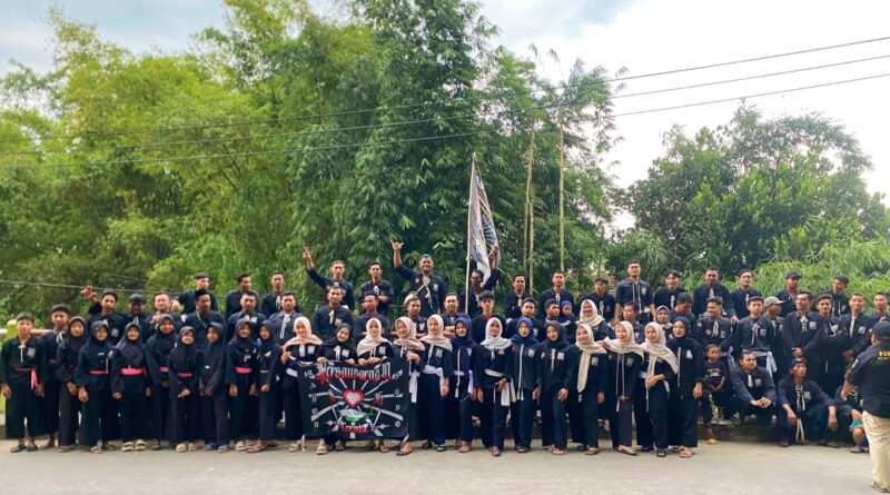 Semangat Berbagi dibulan suci dilakukan oleh PSHT Rayon Talun Sudo