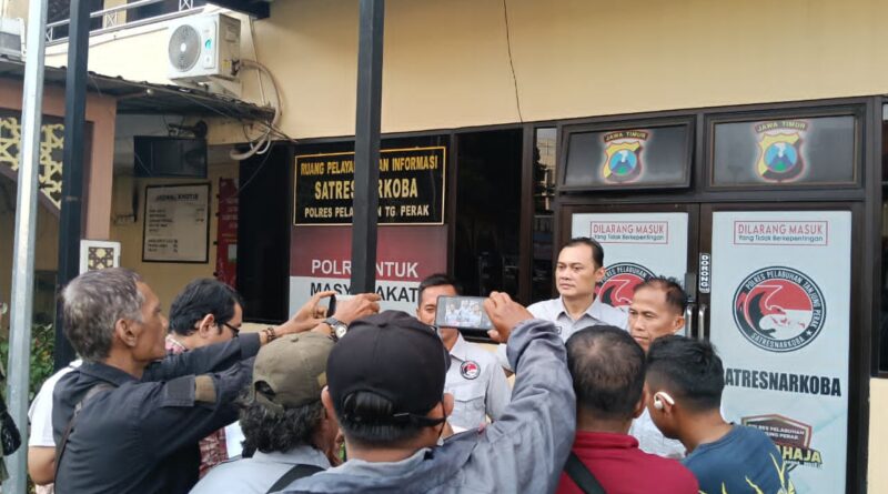 Polres Pelabuhan Tanjungperak Amankan Tersangka Pengedar Sabu di Surabaya