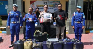 Polda Jatim Gagalkan Penyelundupan Solar Subsidi ke Kalimantan, Tersangka Asal Blora Diamankan