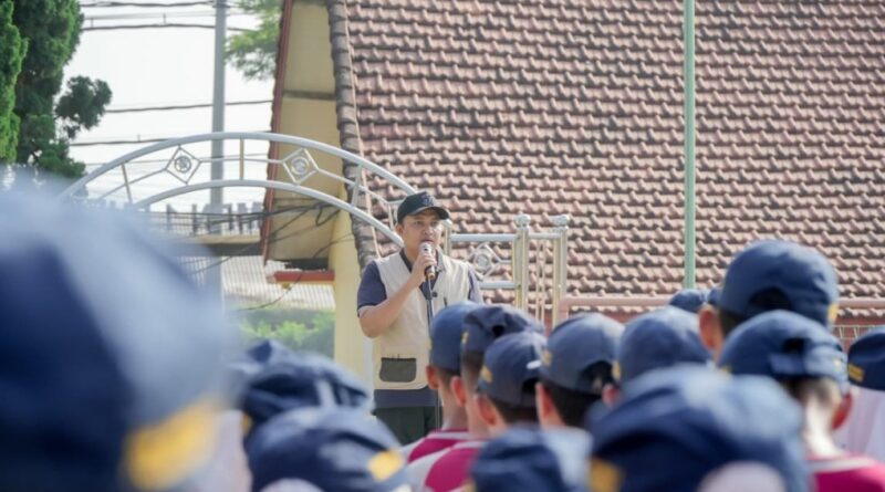 BUPATI SIDAK KEBERSIHAN, SEMENTARA 19.857 ANAK TIDAK SEKOLAH ( FORMAT MERESPONS)