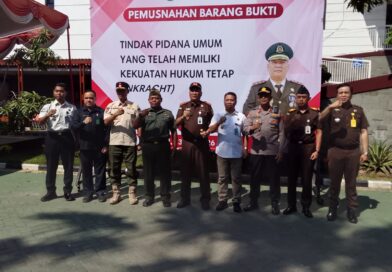 Kejari Kabupaten Pasuruan Musnahkan 1,3 Kg Sabu dan Ribuan Pil Haram dari 70 Perkara
