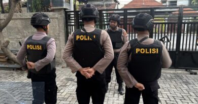 Polres Pasuruan Sterilisasi Gereja Tingkatkan Pengamanan Ibadah Kenaikan Isa Almasih berjalan Aman