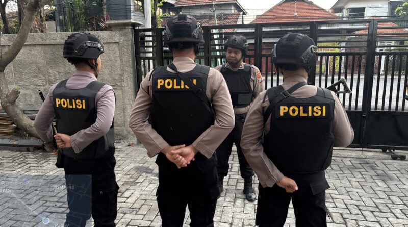 Polres Pasuruan Sterilisasi Gereja Tingkatkan Pengamanan Ibadah Kenaikan Isa Almasih berjalan Aman