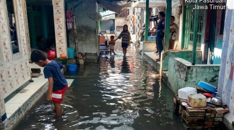 Air Laut Kembali Masuk Pemukiman Tambaan, Warga Harap Penanganan Serius Pemkot