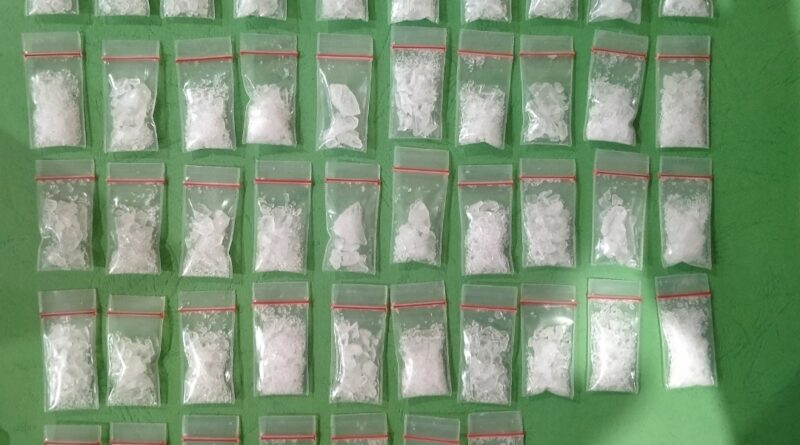 Polrestabes Surabaya Amankan Tersangka Pengedar Narkoba, Sita 42,9 Gram Sabu*