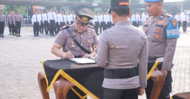 Kapolres Pimpin Sertijab PJU Dan Kapolsek Jajaran : Tingkatkan Pelayanan Publik Humanis Dan Responsif