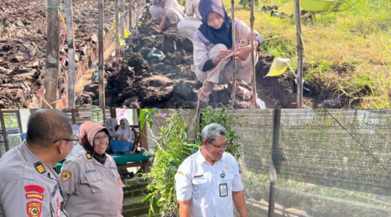 Dukung Program Ketahanan Pangan Presiden, Polres Pasuruan Bersama SMKN 1 Purwosari Kembangkan Budidaya Uwi Ungu