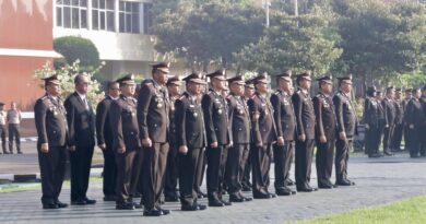 Gelar Upacara Hari Lahir Pancasila, Wakapolda Jatim : Pancasila Kunci Persatuan Bangsa di Tengah Ancaman Global
