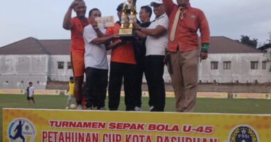 Fortuna Star Sebani Juara, Bungkam ALL Star Kota Pasuruan 3-0 di Final Turnamen Sepak Bola U-45 Petahunan Cup Kota Pasuruan 2026