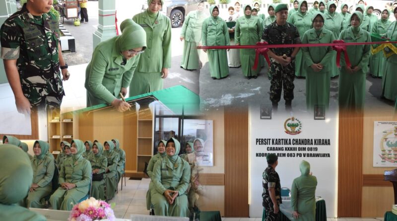 Ketua Persit KCK Cabang XXXIII Kodim 0819 Resmikan Kantor Baru Hasil Renovasi