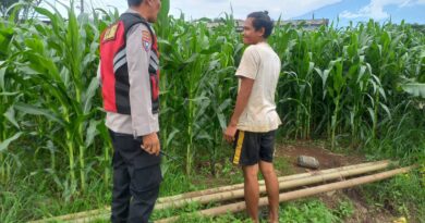 Bhabinkamtibmas Polsek Sukorejo Dampingi Kelompok Tani Optimalkan Lahan Produktif untuk Dukung Ketahanan Pangan