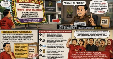 KASUS BANPOL HAMPIR SATU TAHUN MENGENDAP. SEBUAH KARANGAN BUNGA DATANG KE KEJARI.