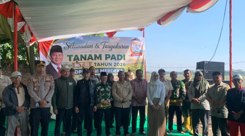 Tanam Padi Serentak di Beji, Kapolsek: Wujud Sinergi Pertahankan Swasembada Pangan