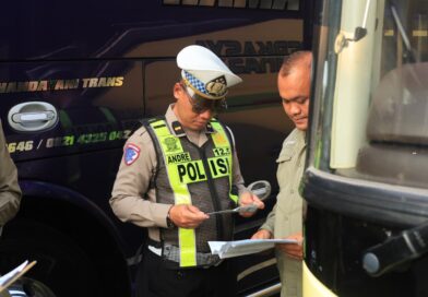 Keselamatan Penumpang Jadi Prioritas, Satlantas Polres Gresik Bersama Dirjen Hubdat Gelar Ramp Check Bus di Rest Area 726 B