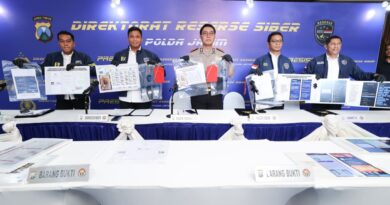 Polda Jatim Bongkar Sindikat Penipuan Online Emas Murah, Lima Tersangka Diantaranya Warga Binaan Lapas Diamankan