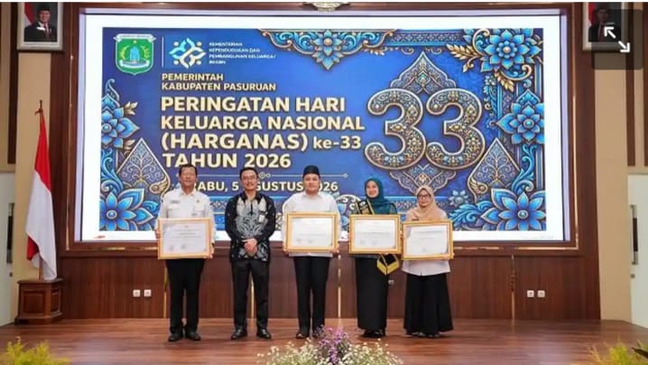 Komitmen Bangun Keluarga Berkualitas, Pemkab Pasuruan Terima Penghargaan Kemendukbangga/BKKBN