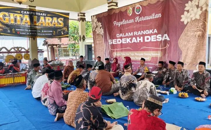 Sedekah bumi wujud rasa syukur atas hasil panen yg melimpah