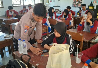 Cegah Penyalahgunaan AI, Polres Pasuruan Bekali Pelajar Literasi Digital