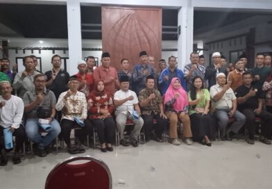 Pelantikan 34 RT dan 7 RW Karangketug Berlangsung Guyub, Camat: RT-RW Ujung Tombak Pemerintahan
