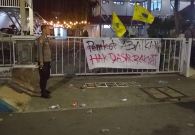 BEM-PMII Geruduk Pemkot Pasuruan, Soroti Anggaran dan Air Bersih; Aksi Berlanjut ke DPRD hingga Penyegelan
