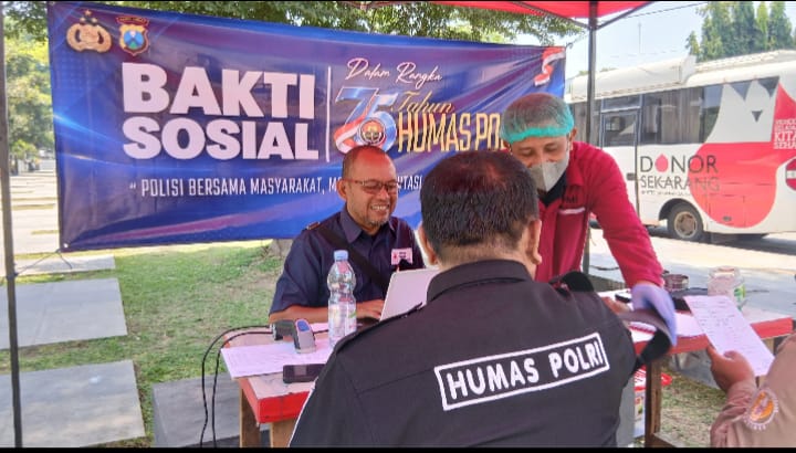 HUT Humas Polri ke-75, Polres Pasuruan Gelar Bakti Sosial Donor Darah di Bangil