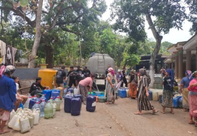 PEDULI WARGA TERDAMPAK KEKERINGAN, DPD JATIM BERSAMA DPC MADAS PASURUAN RAYA GELAR AKSI SOSIAL AIR BERSIH