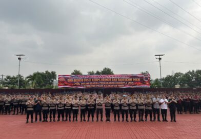 Polri Terjunkan 200 Personel Brimob dan 10 Personel Bareskrim Tangani Karhutla di Kalimantan